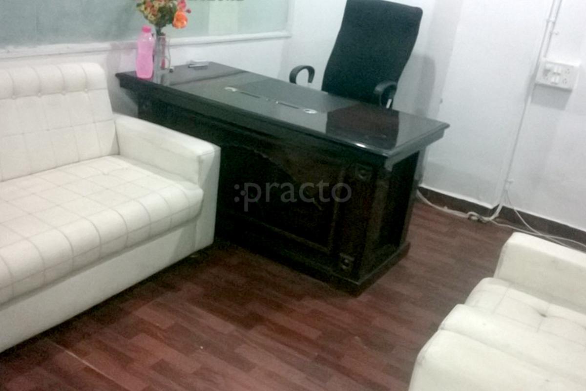 Waiting Area at Dr.Srikanth Uppal Hyderabad