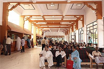 Waiting Area at Dr Srikanth K V Md Dm Clinic Hosur Road Bangalore