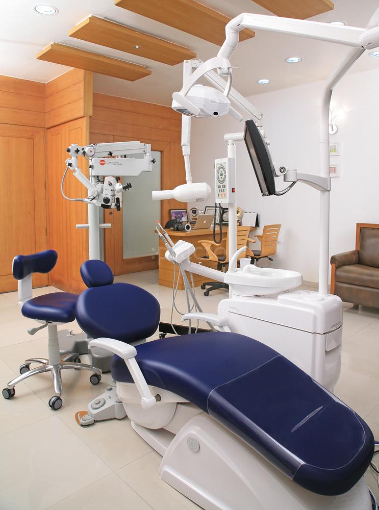 Operation Theatre at Dr. Thukral's Dental Clinic Camp Pune