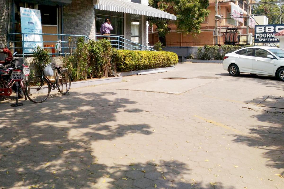 Entrance at Dr. U. Mohan Rau Memorial Hospital Egmore Chennai