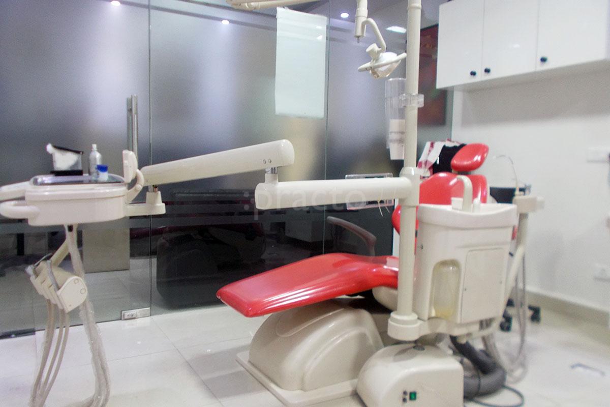 OPD/Ward at Dr. Vaids Dental And Implant Centre Kalkaji Delhi