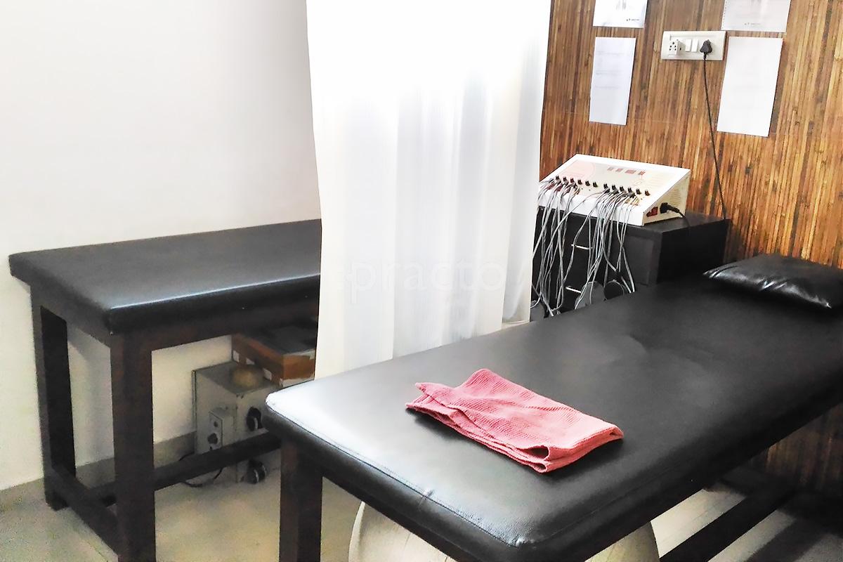 OPD/Ward at Dr Vashi's Sai Physiotherapy Clinic Vesu Surat