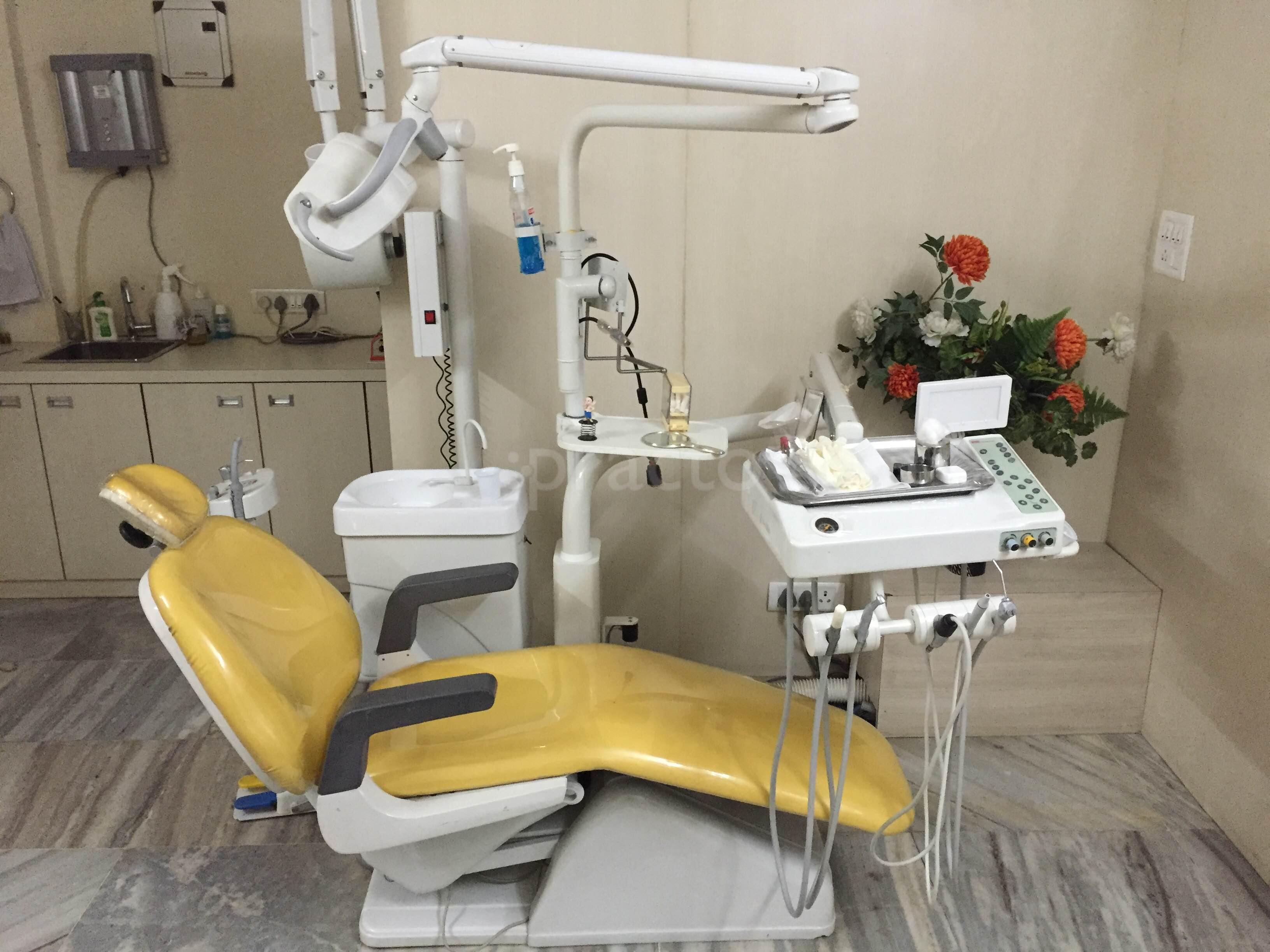 Dr. Vishakha's Dental Clinic Malad East Mumbai