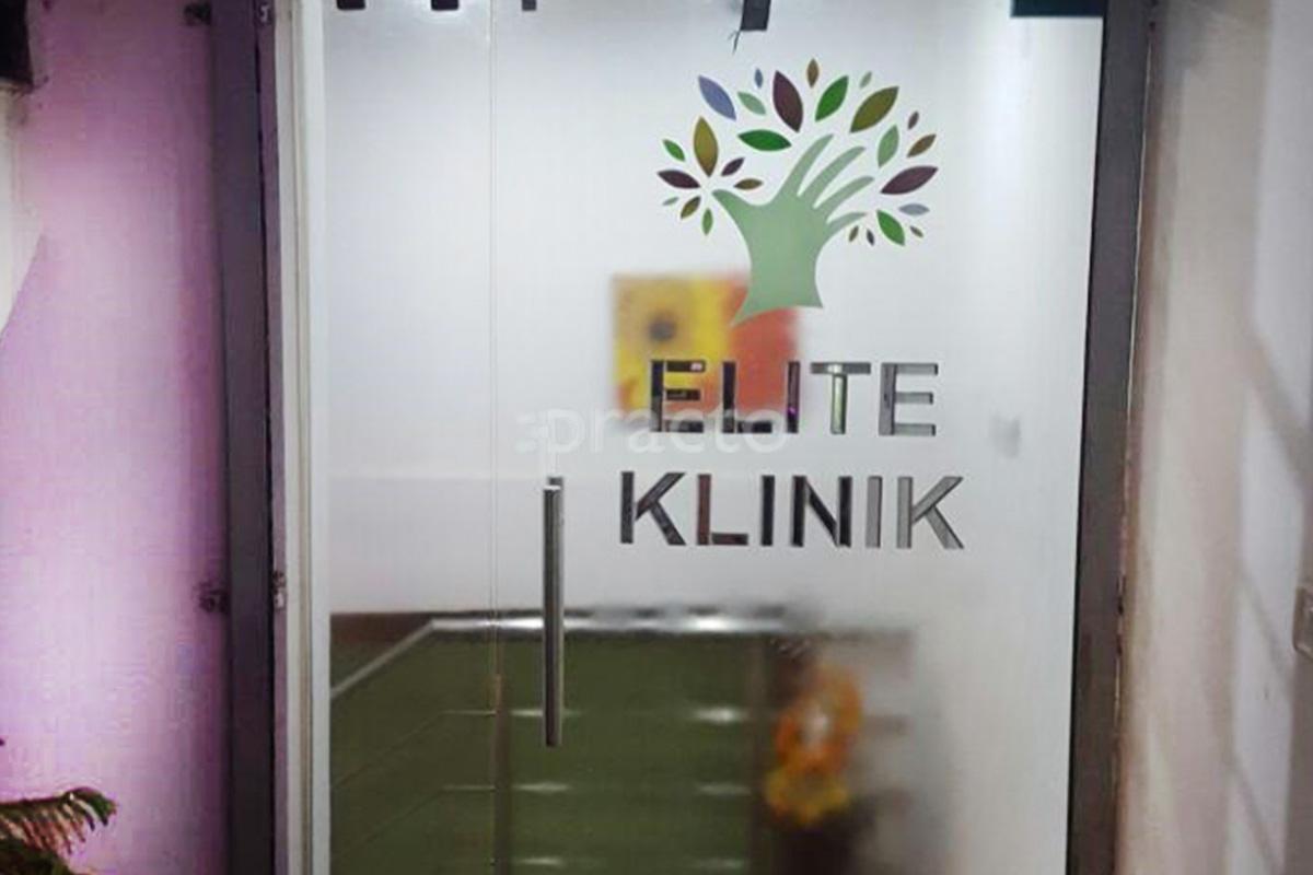 Entrance at Elite Ortho And Gynae Klinik Karkardooma Delhi