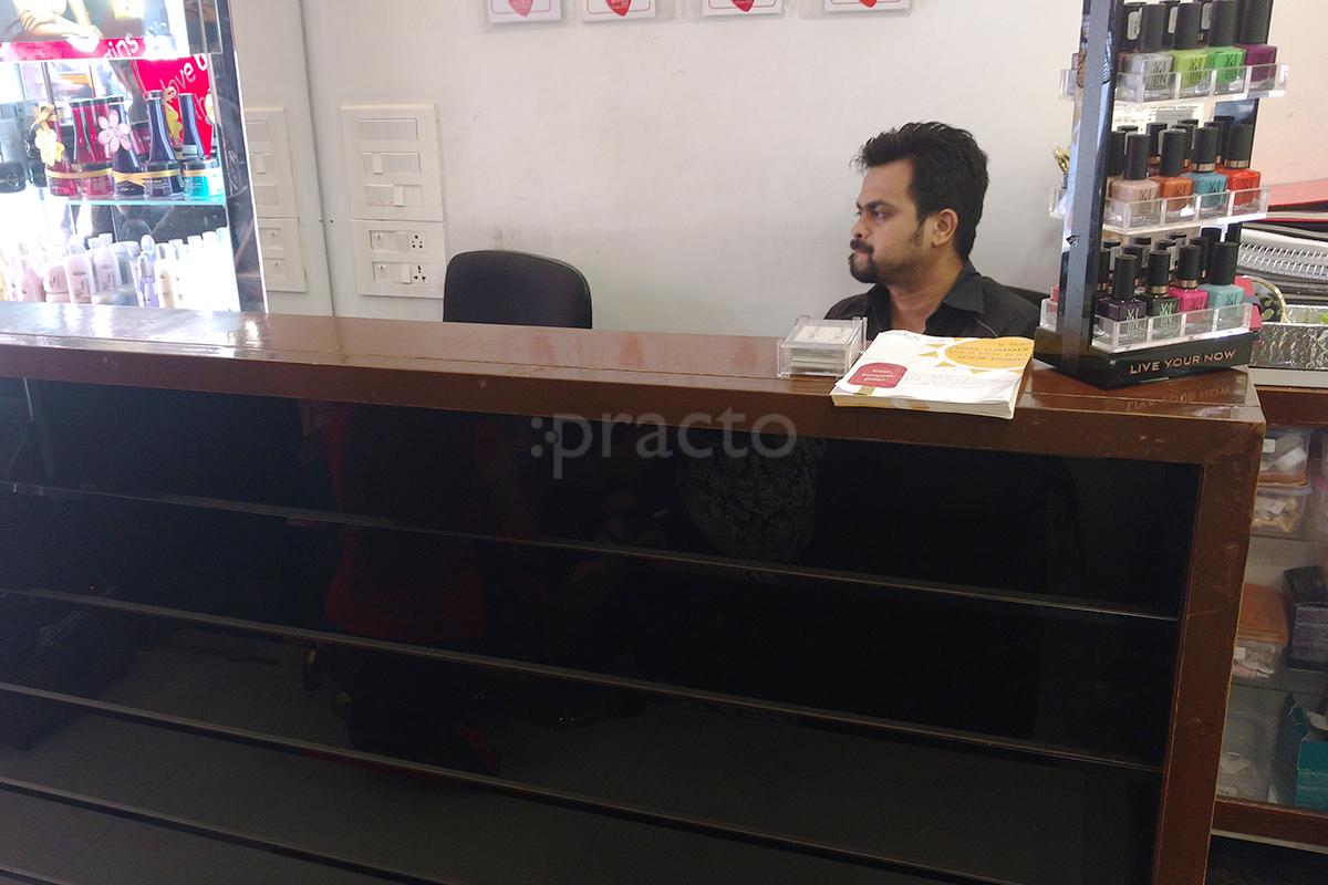 Reception at Enrich Salons Borivali West Mumbai