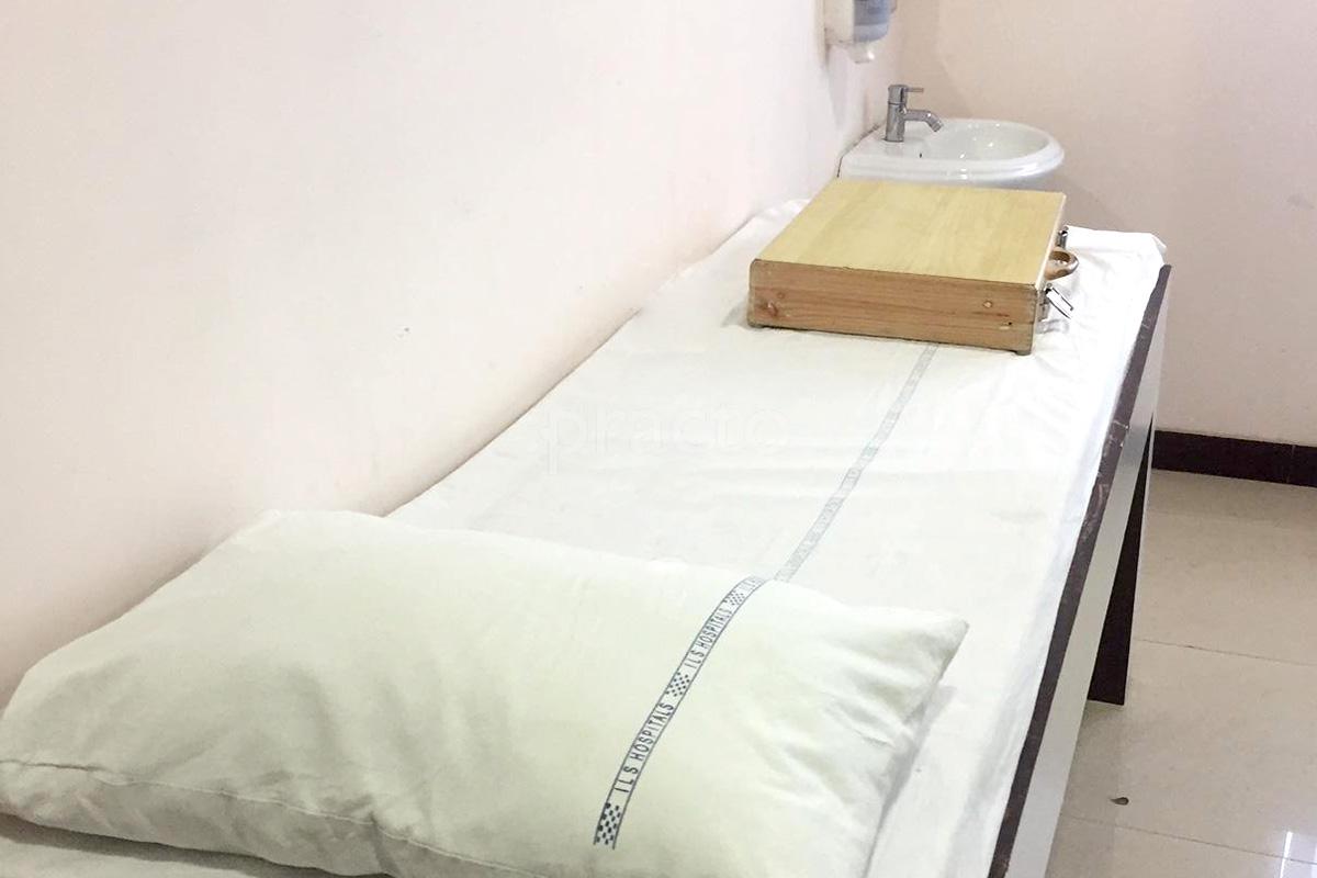 OPD/Ward at ENT Care Chamber Nagerbazar Kolkata