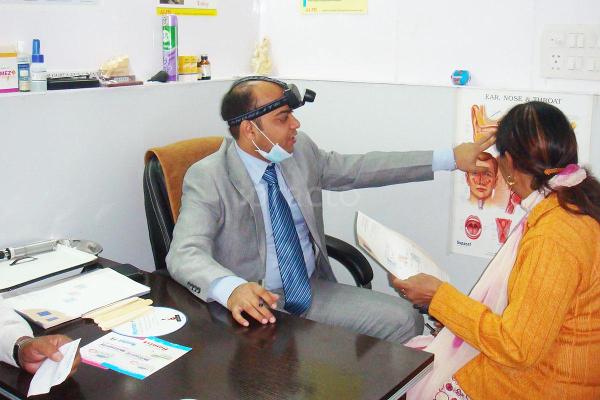 OPD/Ward at ENT & Dental Care Centre Pitampura Delhi