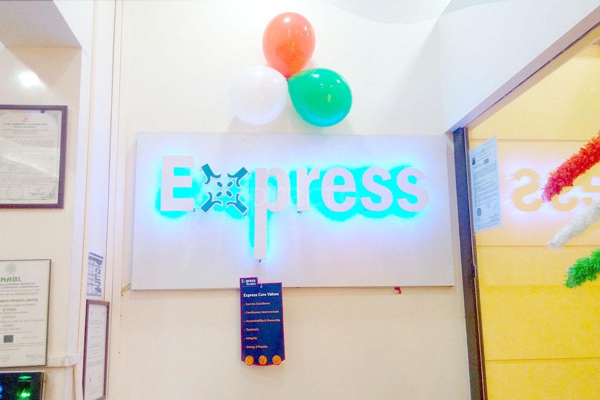 Entrance at Express Clinic FC Road Pune