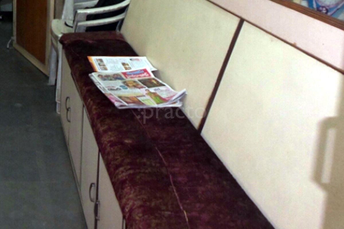 Waiting Area at Eye Clinic Vidyanagar Hyderabad
