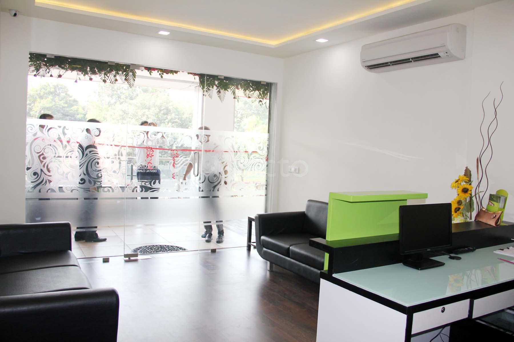 Fine Feather Dental Gujarat University Ahmedabad