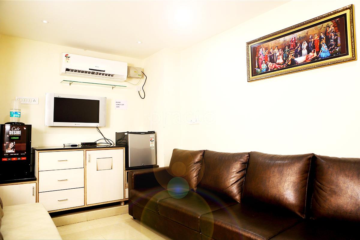 Waiting Area at FMS Dental Hospital Koti Hyderabad