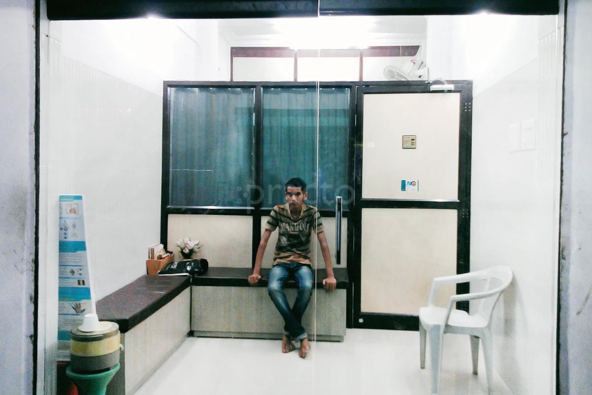 Waiting Area at Gajanan Orthopedic Clinic Swavalambi Nagar Nagpur