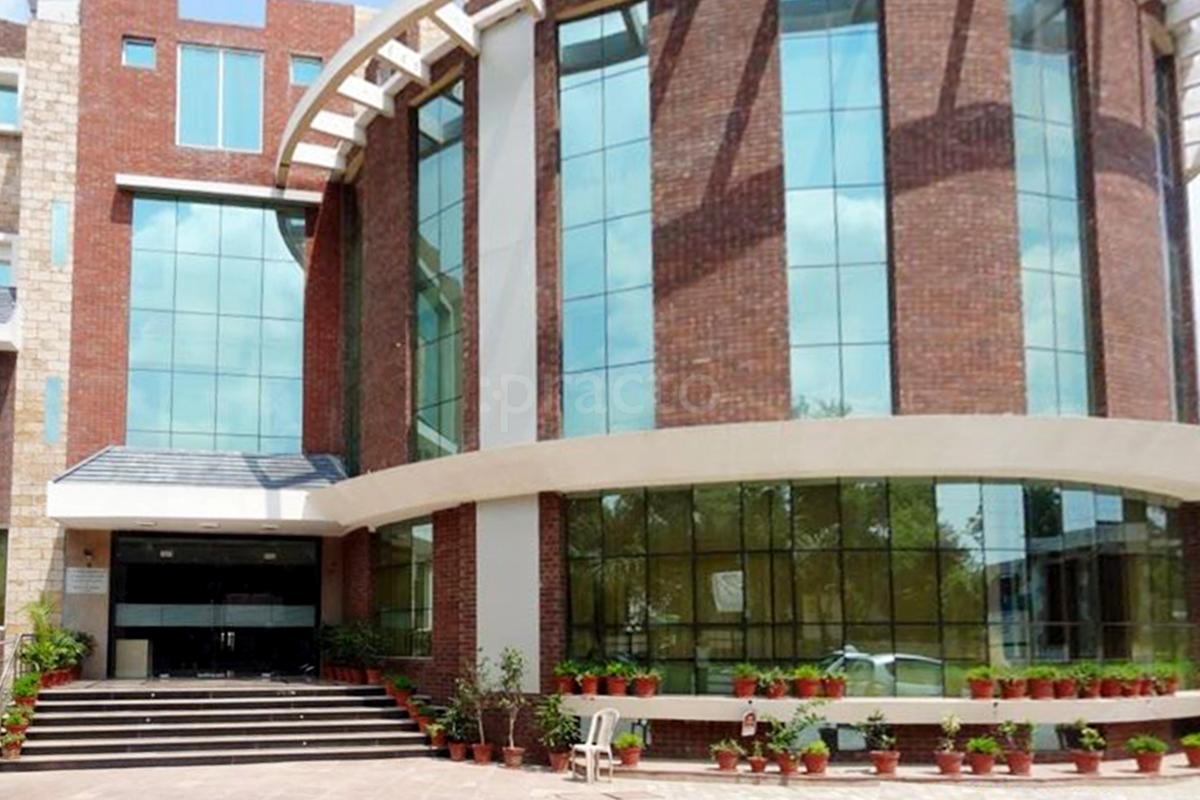 Entrance at Ujala Cygnus Rainbow Hospital Sikandra Agra