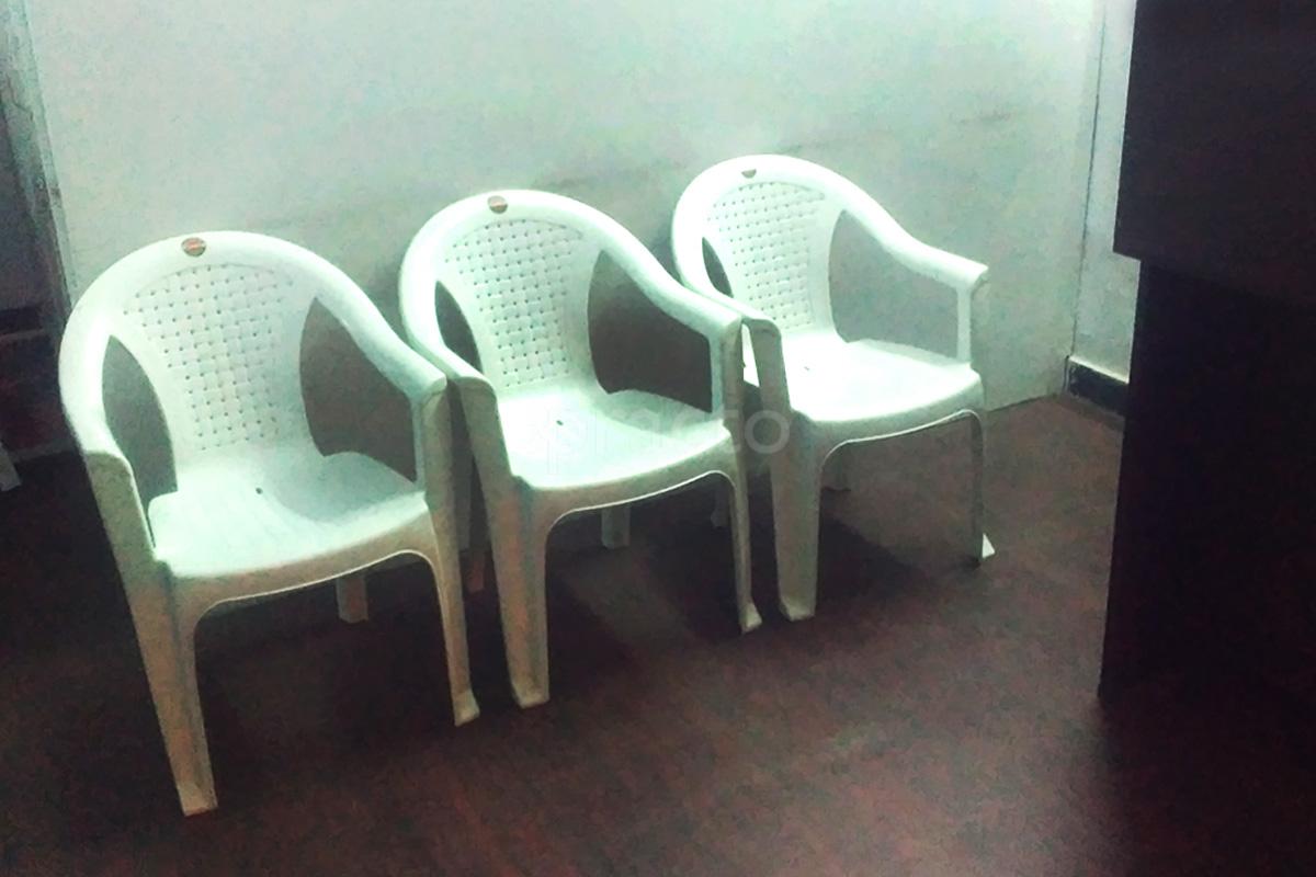 Waiting Area at Good Life Physiotherapy Clinic LB Nagar Hyderabad