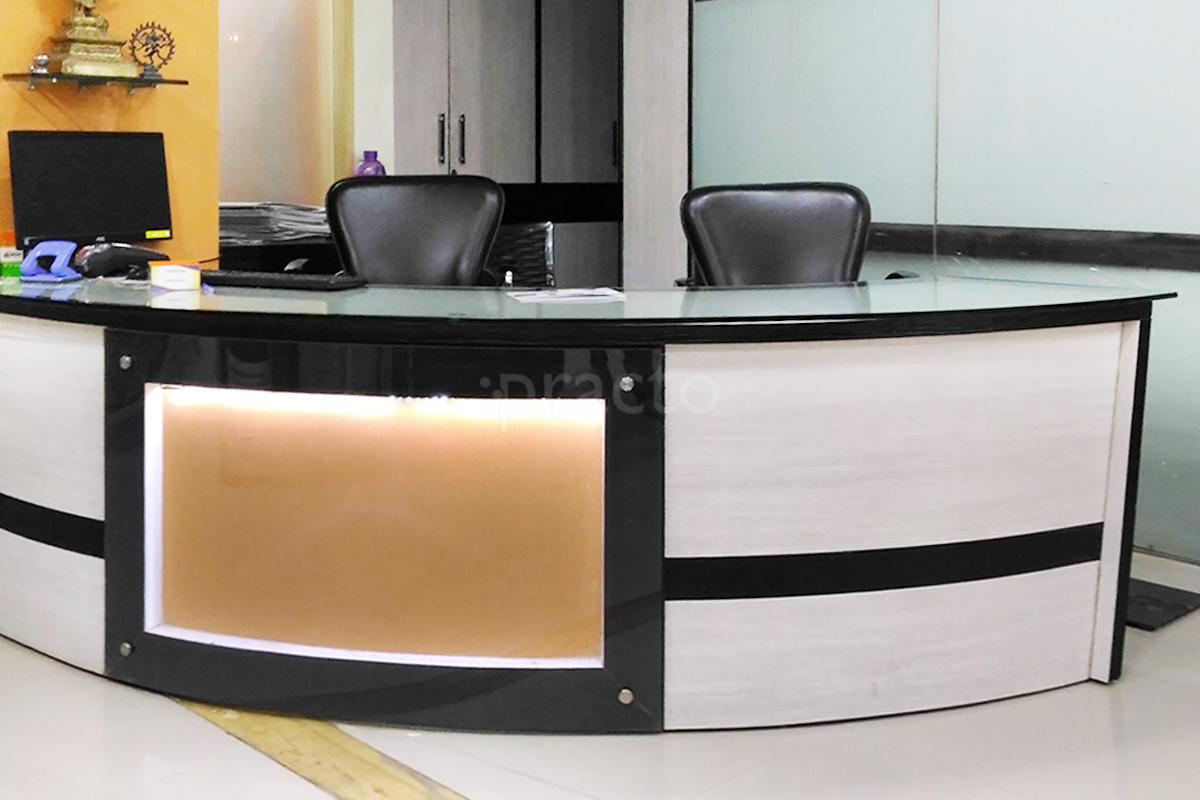 Reception at Gujarat Super Specialty Clinic Navrangpura Ahmedabad
