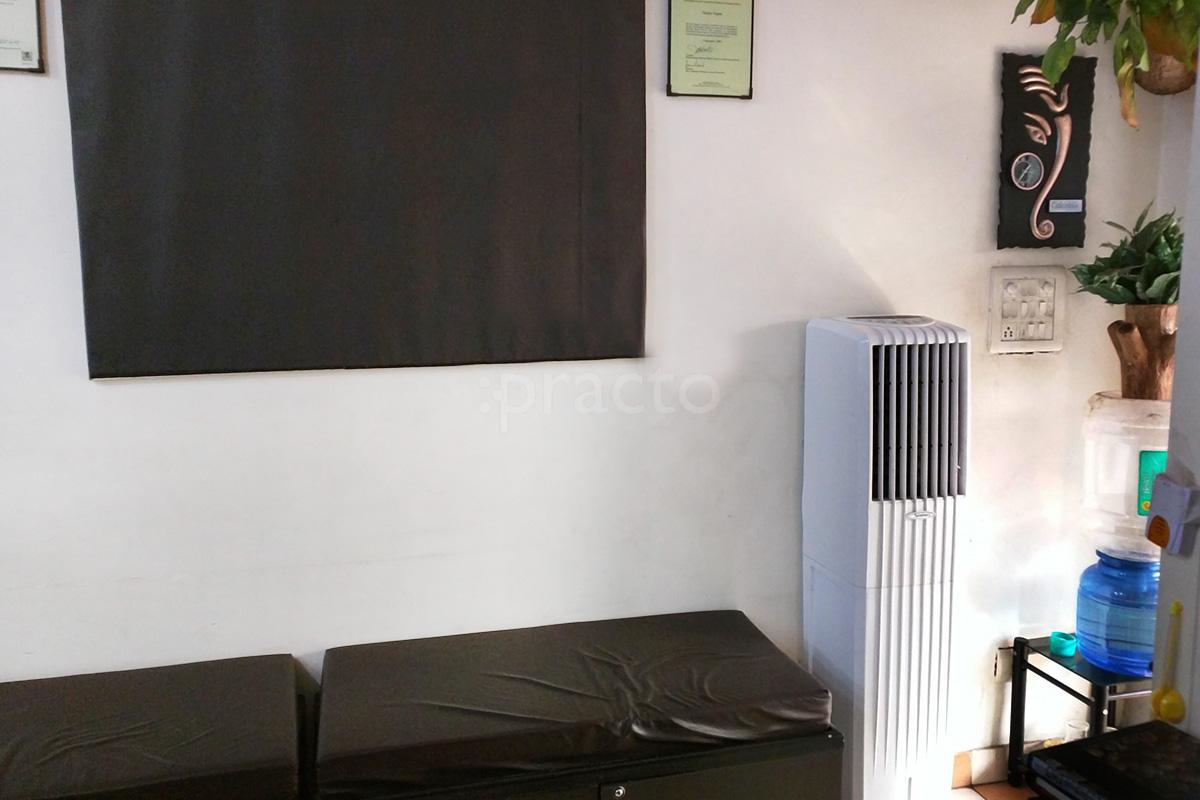 Waiting Area at Gynae Gastro and Liver Clinic Indirapuram Ghaziabad