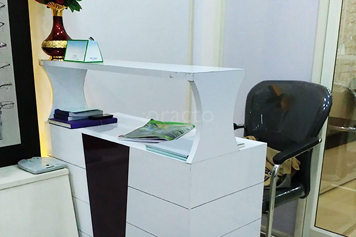 Reception at H.P Eye And Retina Care Lalghati Bhopal