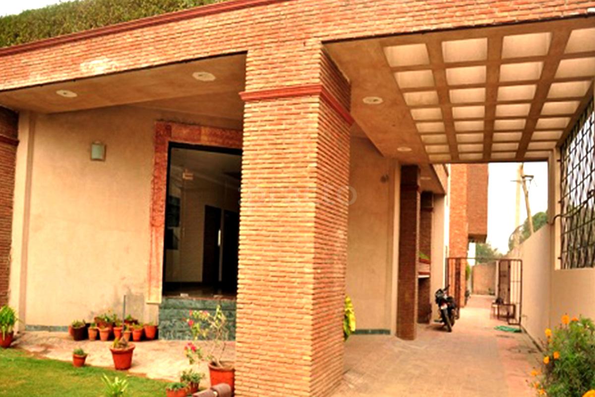 Entrance at HCR Institute Psychiatry & Deaddiction Bijwasan Delhi