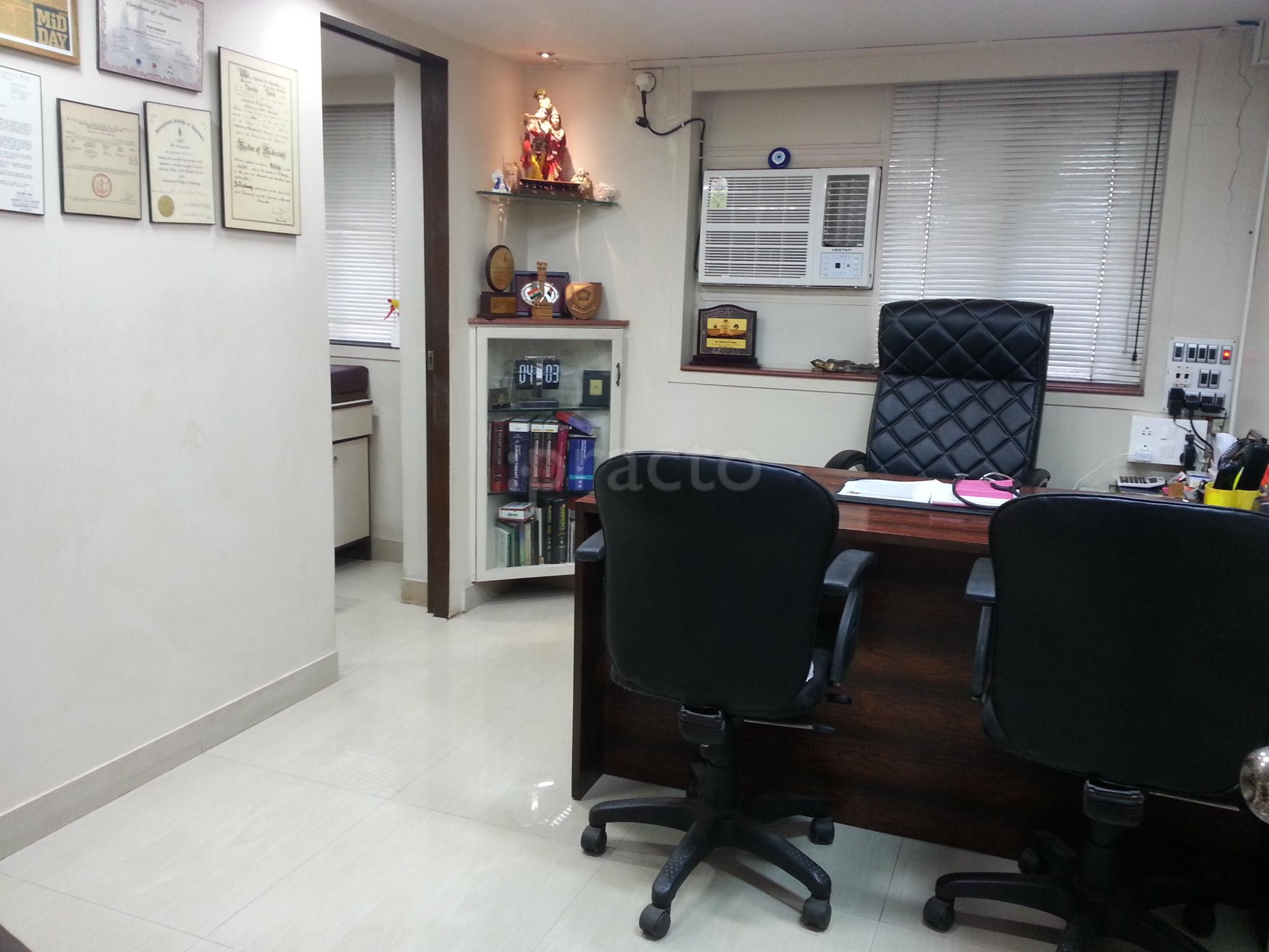 Heart Clinic Breach Candy Mumbai