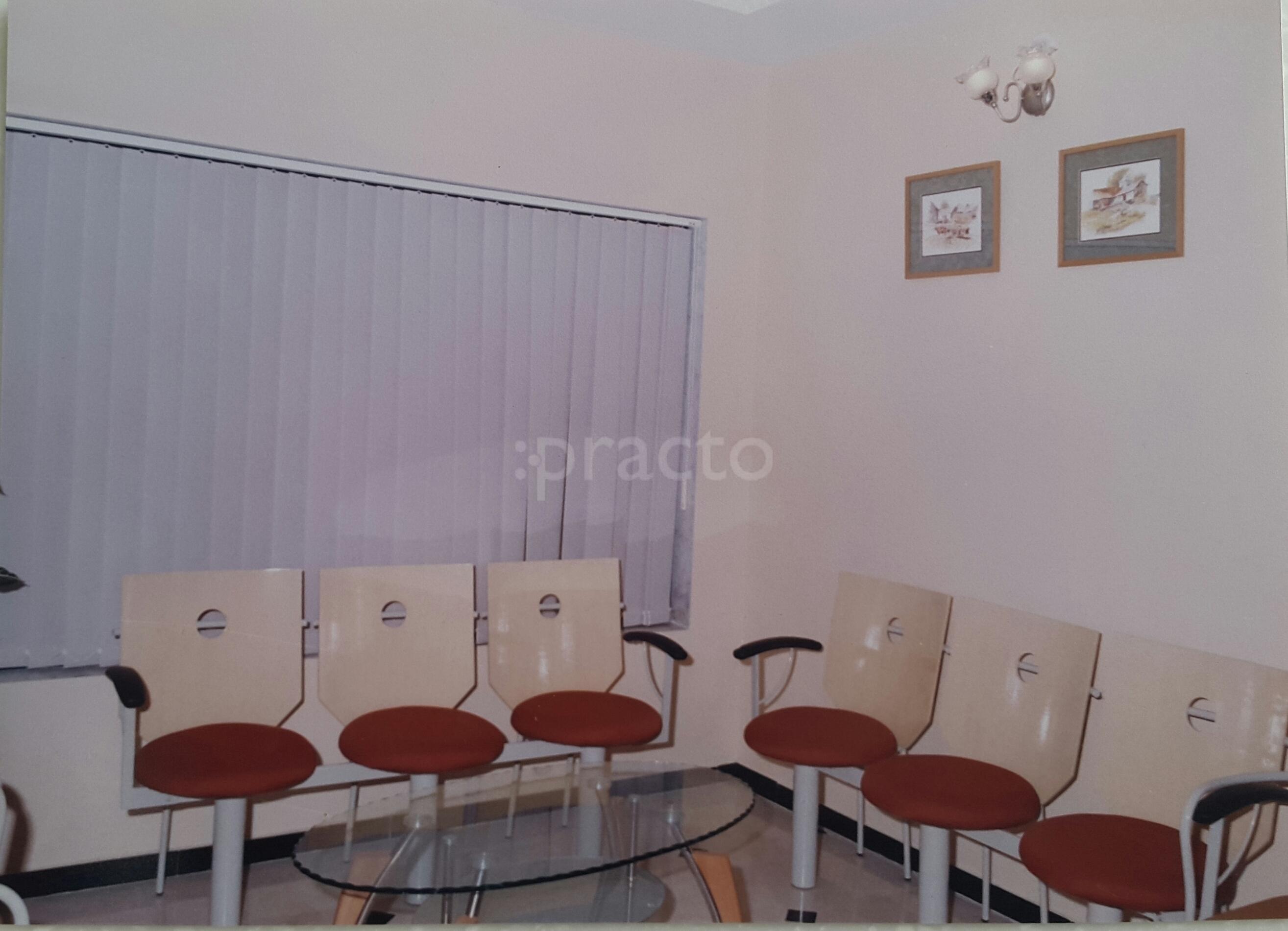 Waiting Area at Herekar Eye Clinic Dahisar West Mumbai
