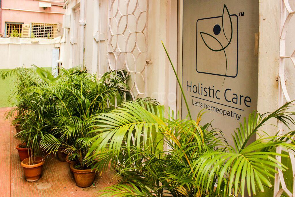 Holistic Care Lake Gardens Kolkata