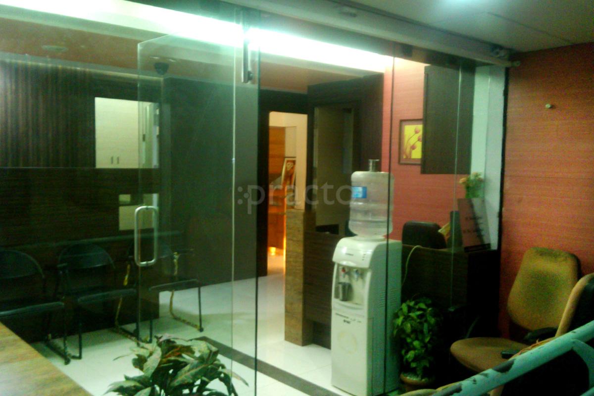 Entrance at HomeoCure™ Homeopathy Clinic Sadashiv Peth Pune