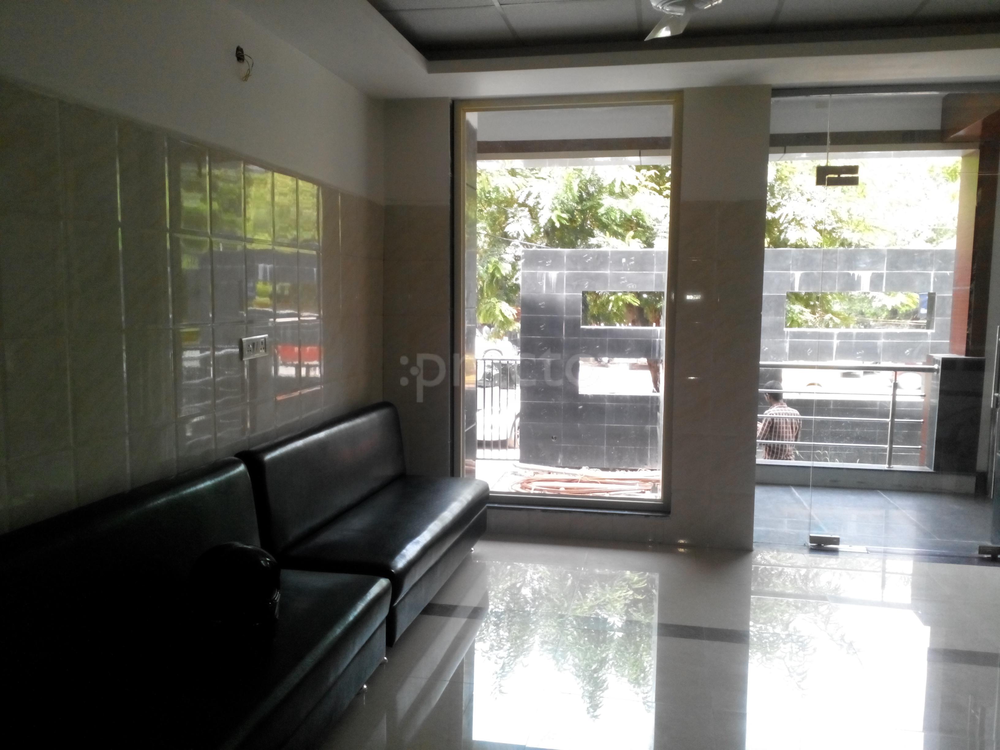 Indus Heart Centre Gomtinagar Lucknow