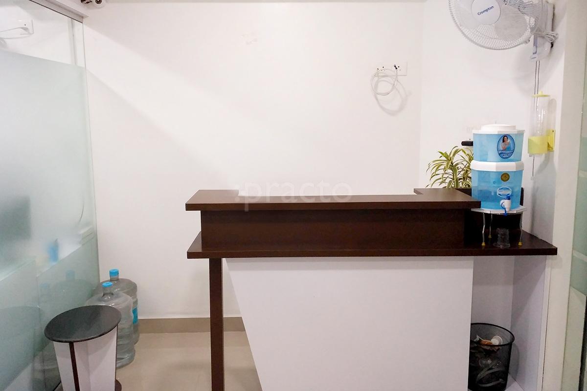 Reception at Innodent Dental Clinic Kharadi Pune