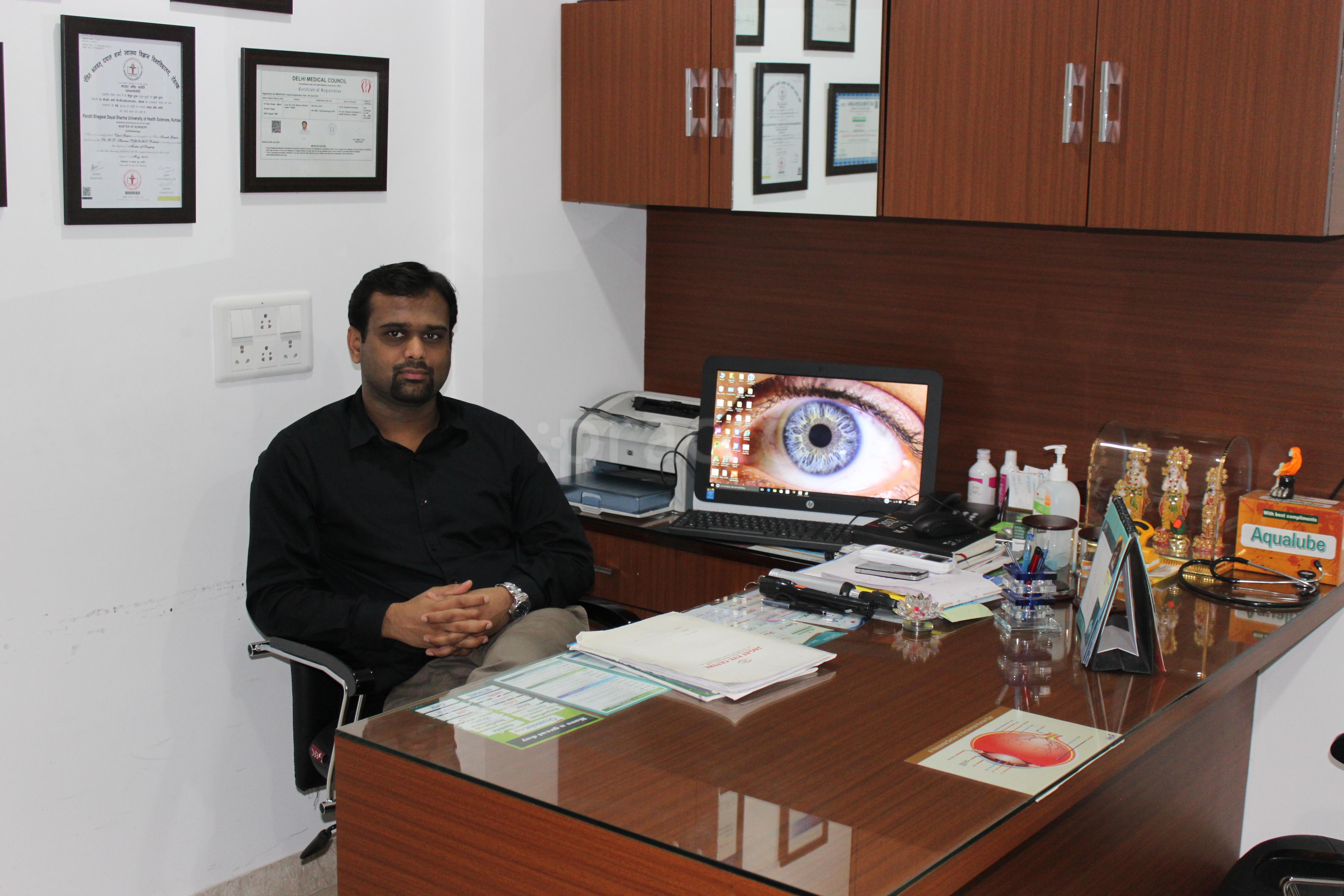 Jagat Eye Centre Rohini Delhi