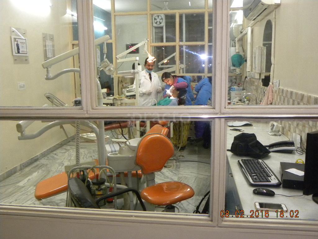 Equipment Area at Jain Dental Clinic Adarsh Nagar Jalandhar