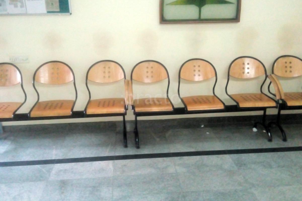 Waiting Area at Jeevan Jyoti Clinic And Hospital Dilshad Garden Delhi