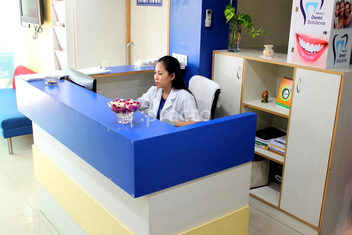 Reception at DR DEVENDRA TANEJA CLINIC DLF Phase IV Gurgaon
