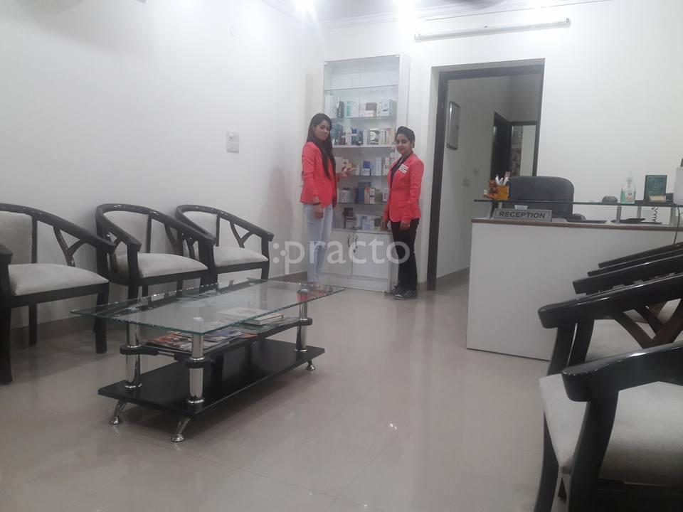 Waiting Area at Dr Ujjwala's skin clinic Rajendra Nagar Raipur