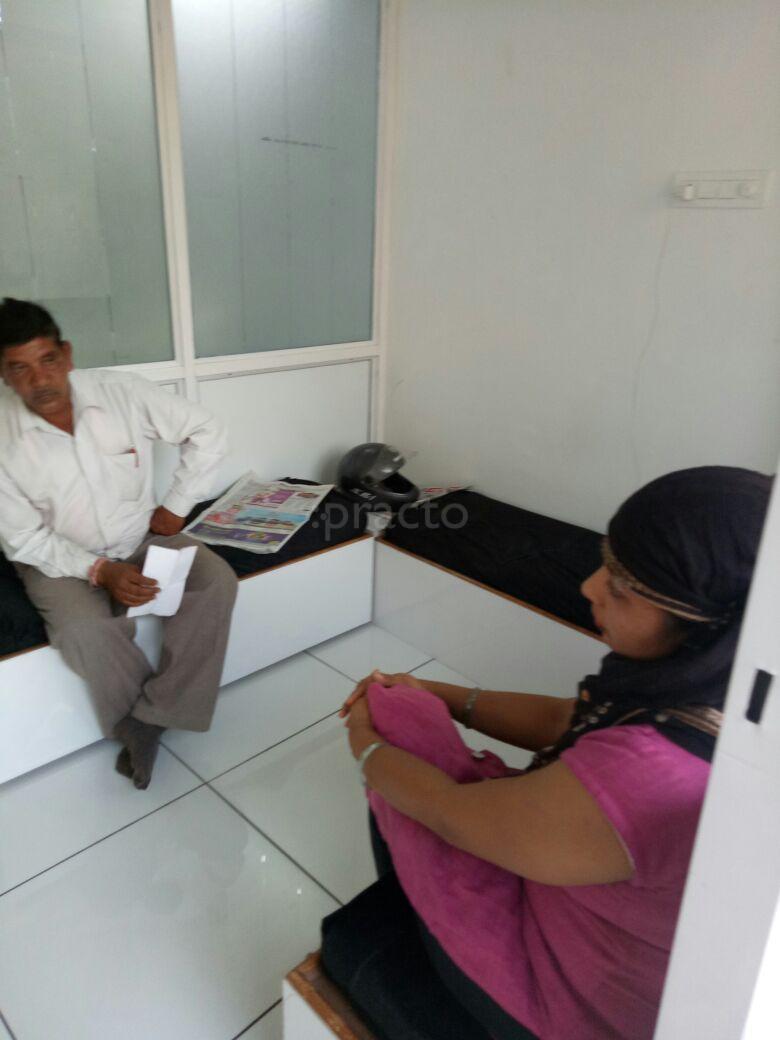 Waiting Area at Jollys Dental Care Indore Kanadia Road Indore