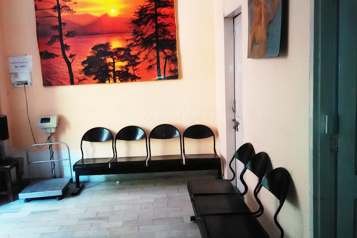 Waiting Area at Dr. Juhi Sadiq's Clinic Shastri Nagar Meerut