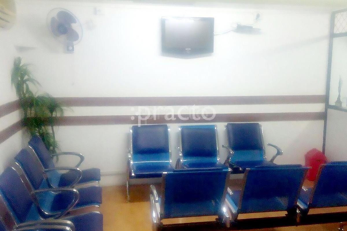 Waiting Area at K.M.H Akbarsha Clinic And Mashan Homeo Shoppe Purasawakkam Chennai