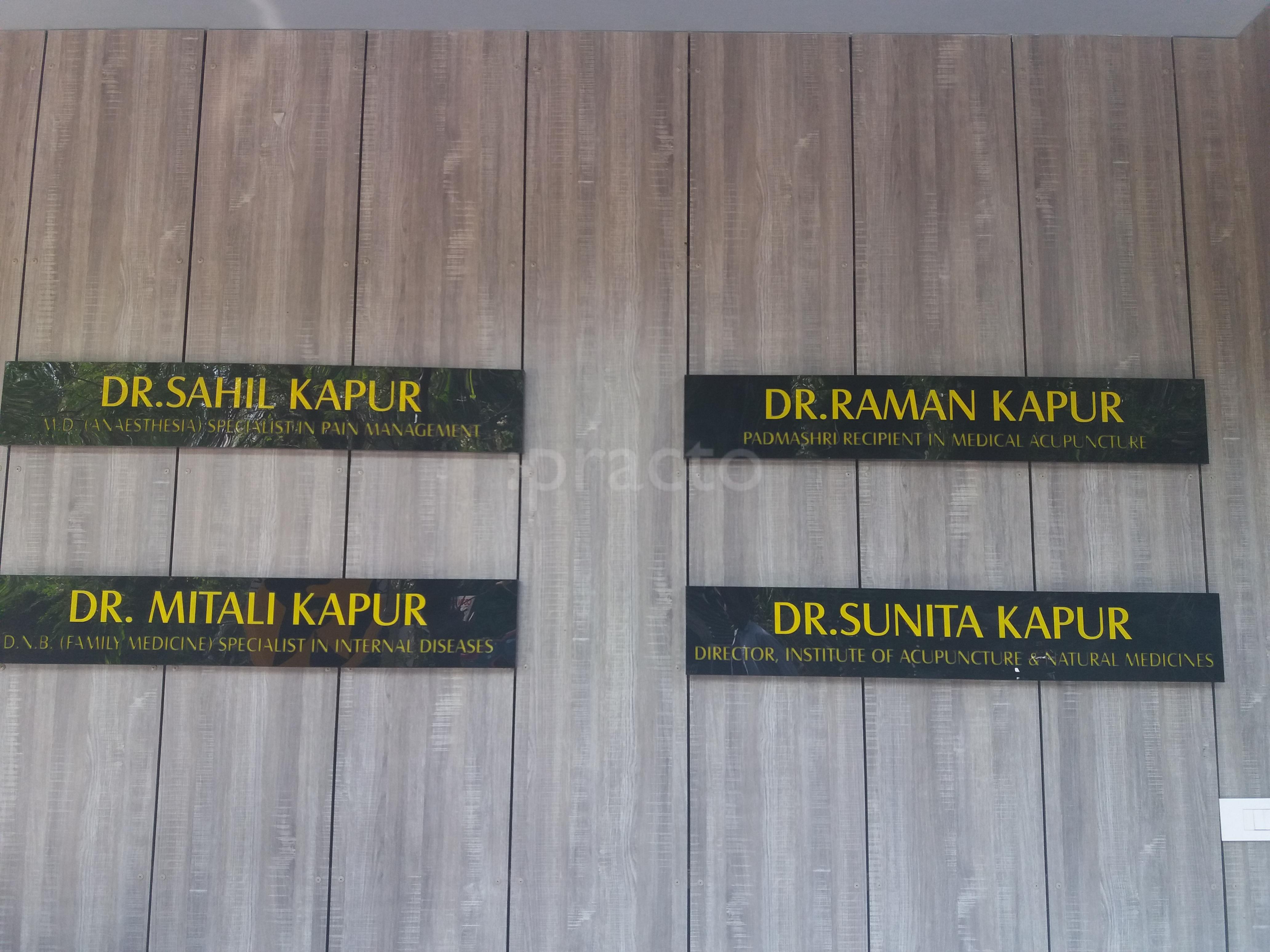 Entrance at Kapur Acupuncture Clinic Greater Kailash Part 1 Delhi