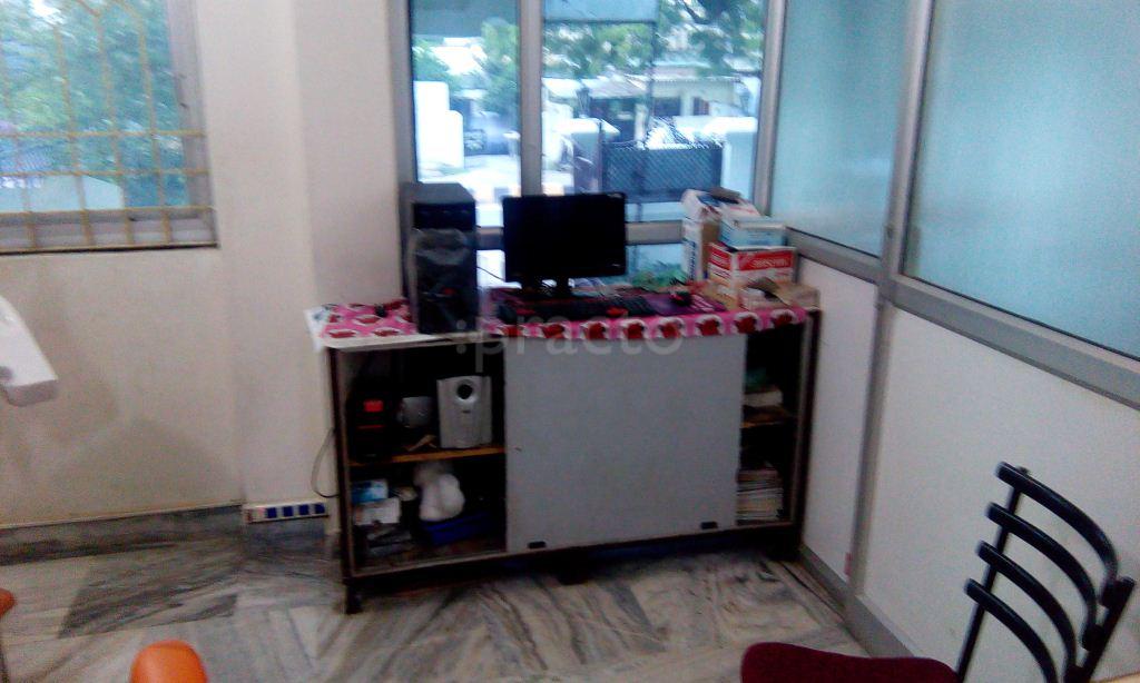 Kesarwani Dental Clinic M G Marg Allahabad