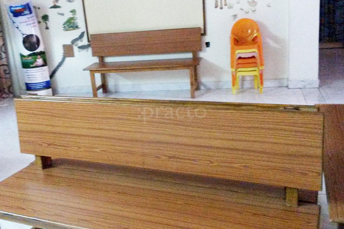 Waiting Area at Krishna Kids Clinic Ayodhaya Nagar Bhopal