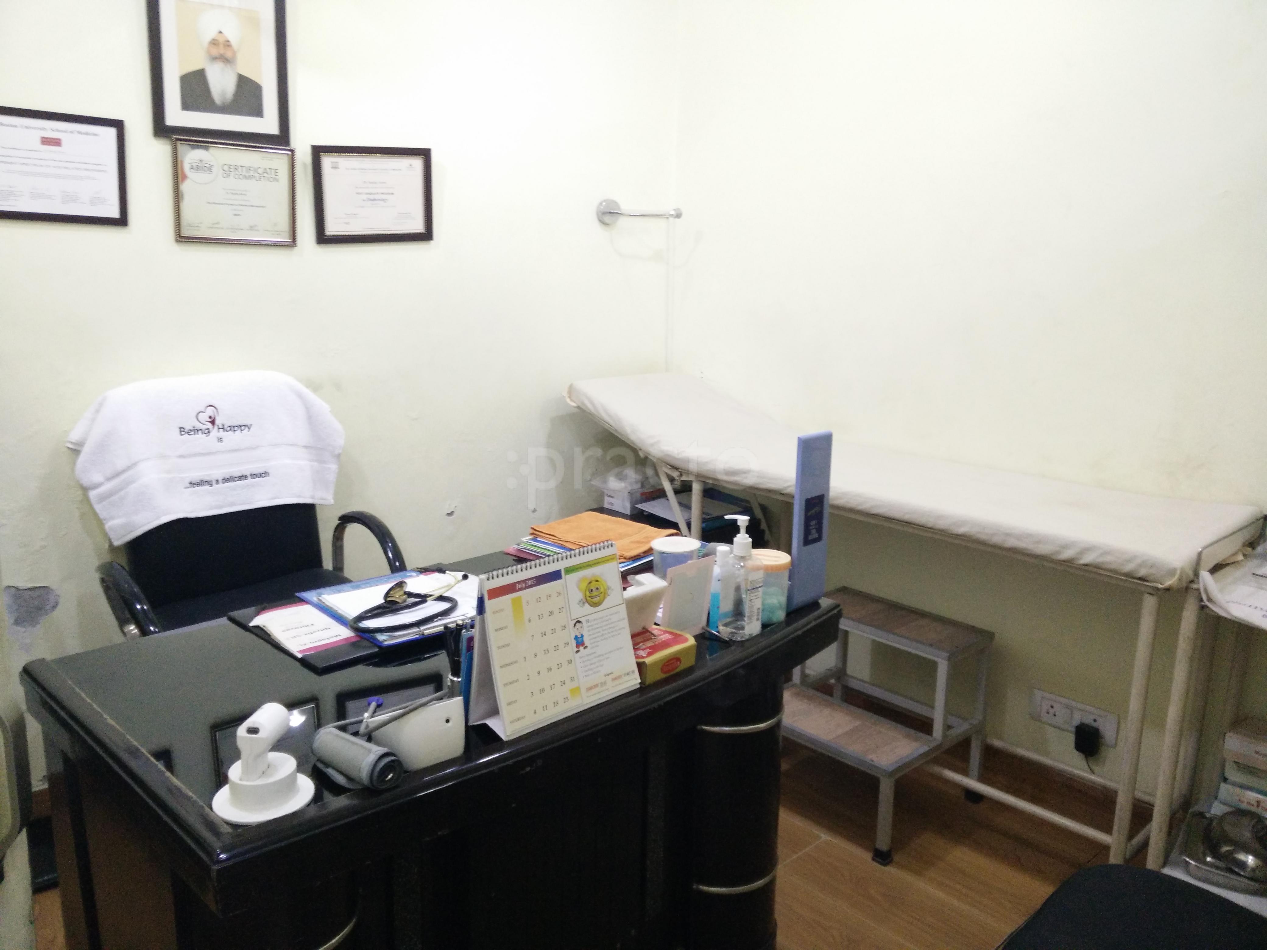 OPD/Ward at Arora Diabetes Clinic Mansarover Garden Delhi