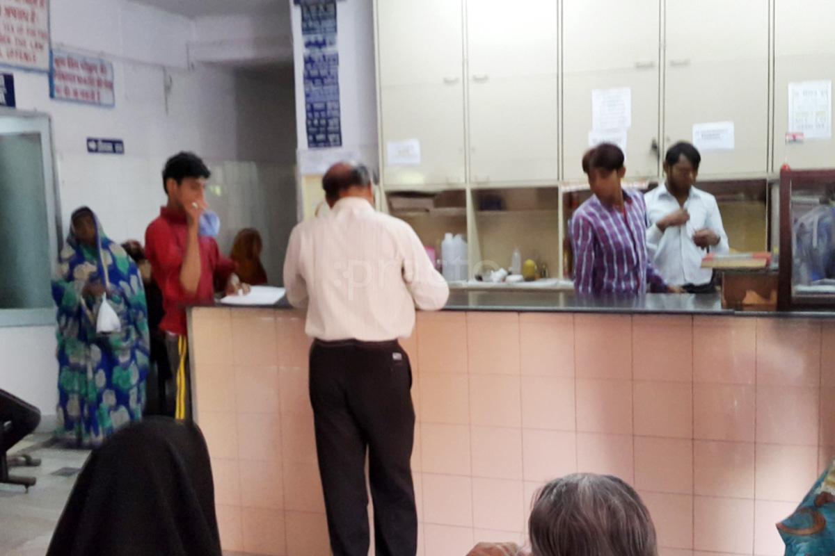 Reception at Madan Parnami Memorial Hospital Raja Park Colony Jaipur