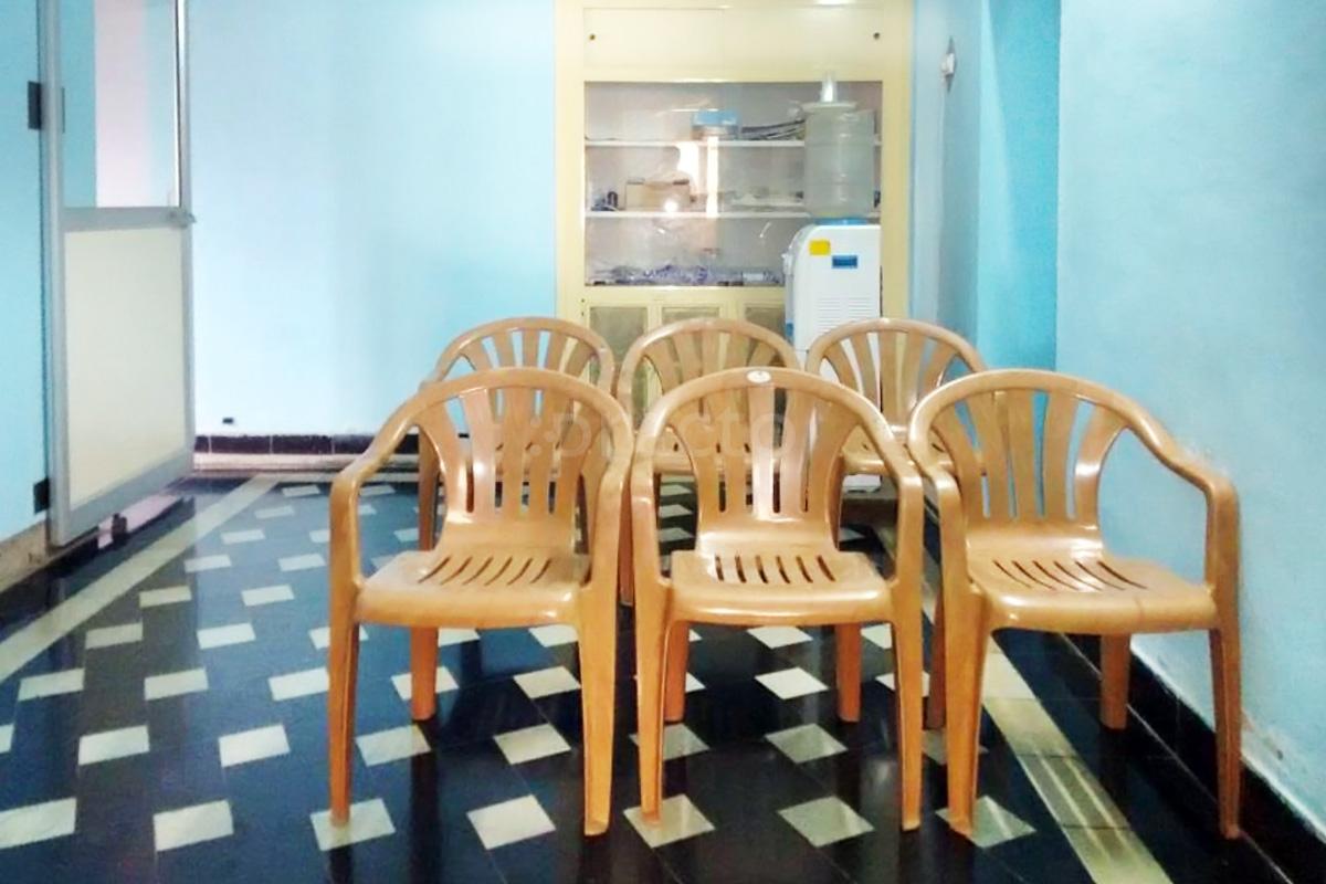 Waiting Area at Mahajan Dental Clinic Patamata Vijayawada