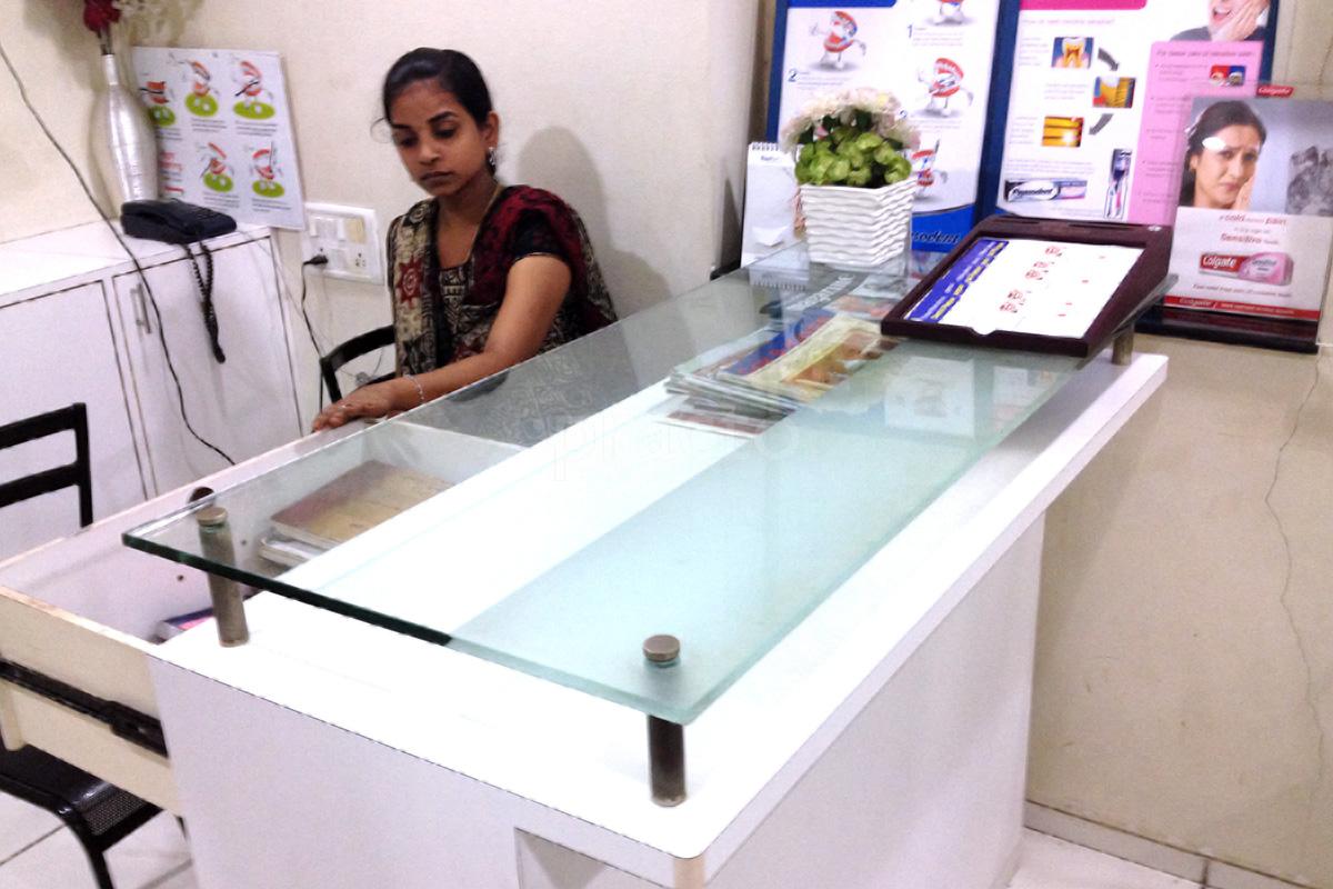 Reception at Maheshs Dental Care T Nagar Chennai