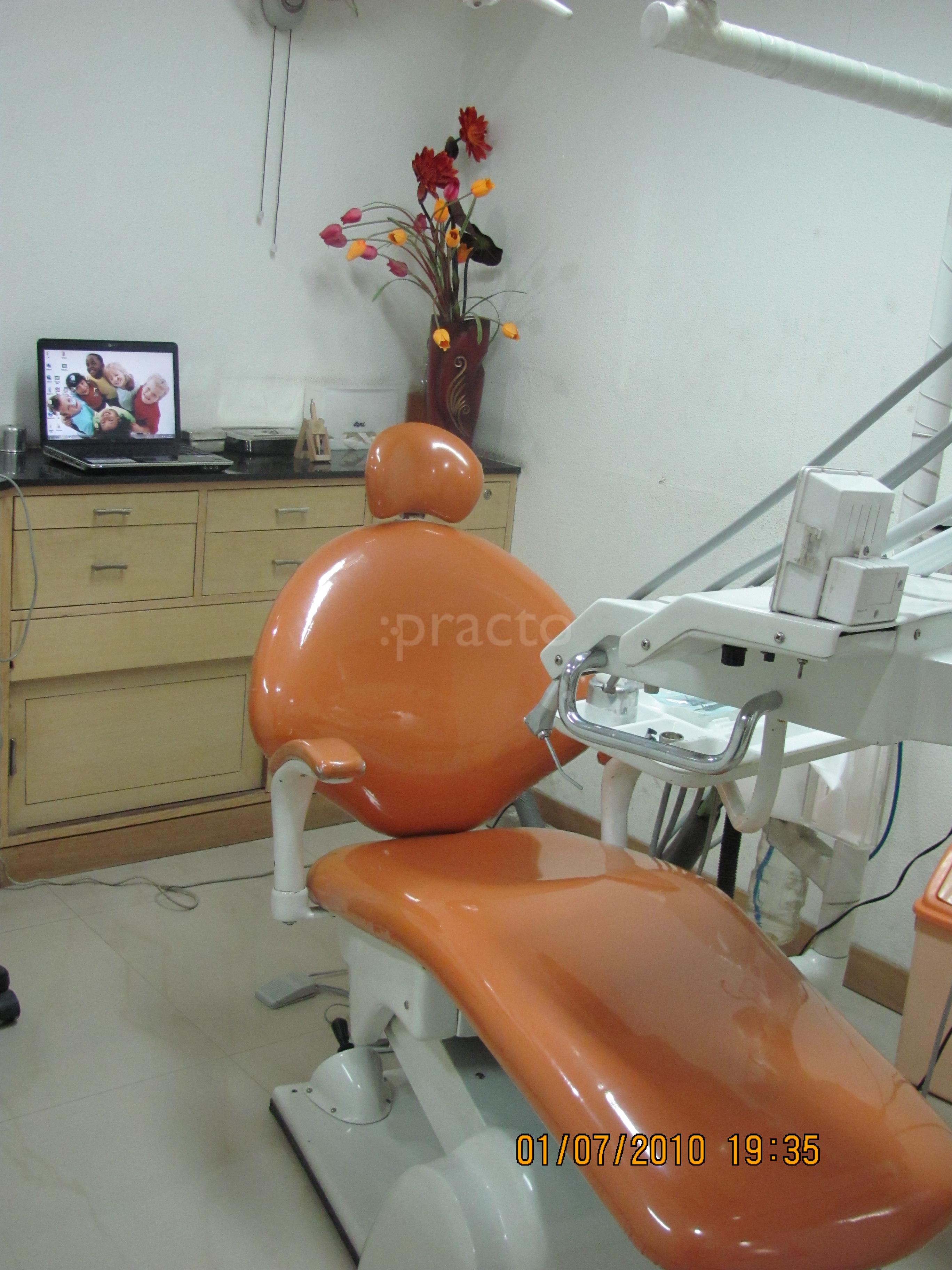 Equipment Area at Malhotra Dental Care And Implant Centre Sector 52 Noida