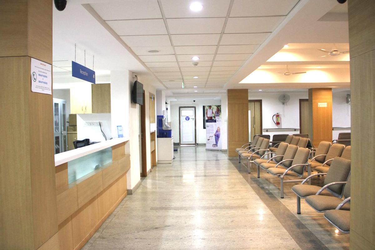 Reception at Mallige Medical Centre Madhava Nagar Bangalore