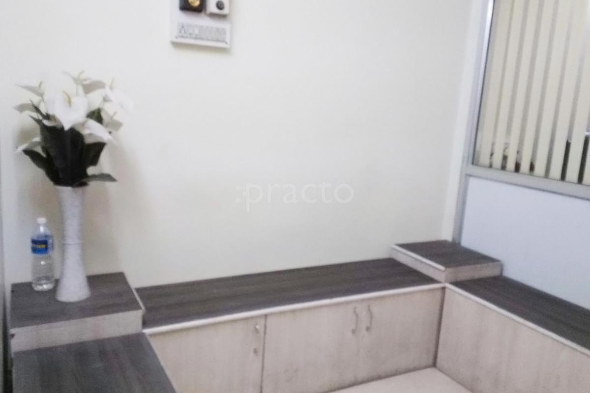 Waiting Area at Mansanjeevani Clinic Kothrud Pune