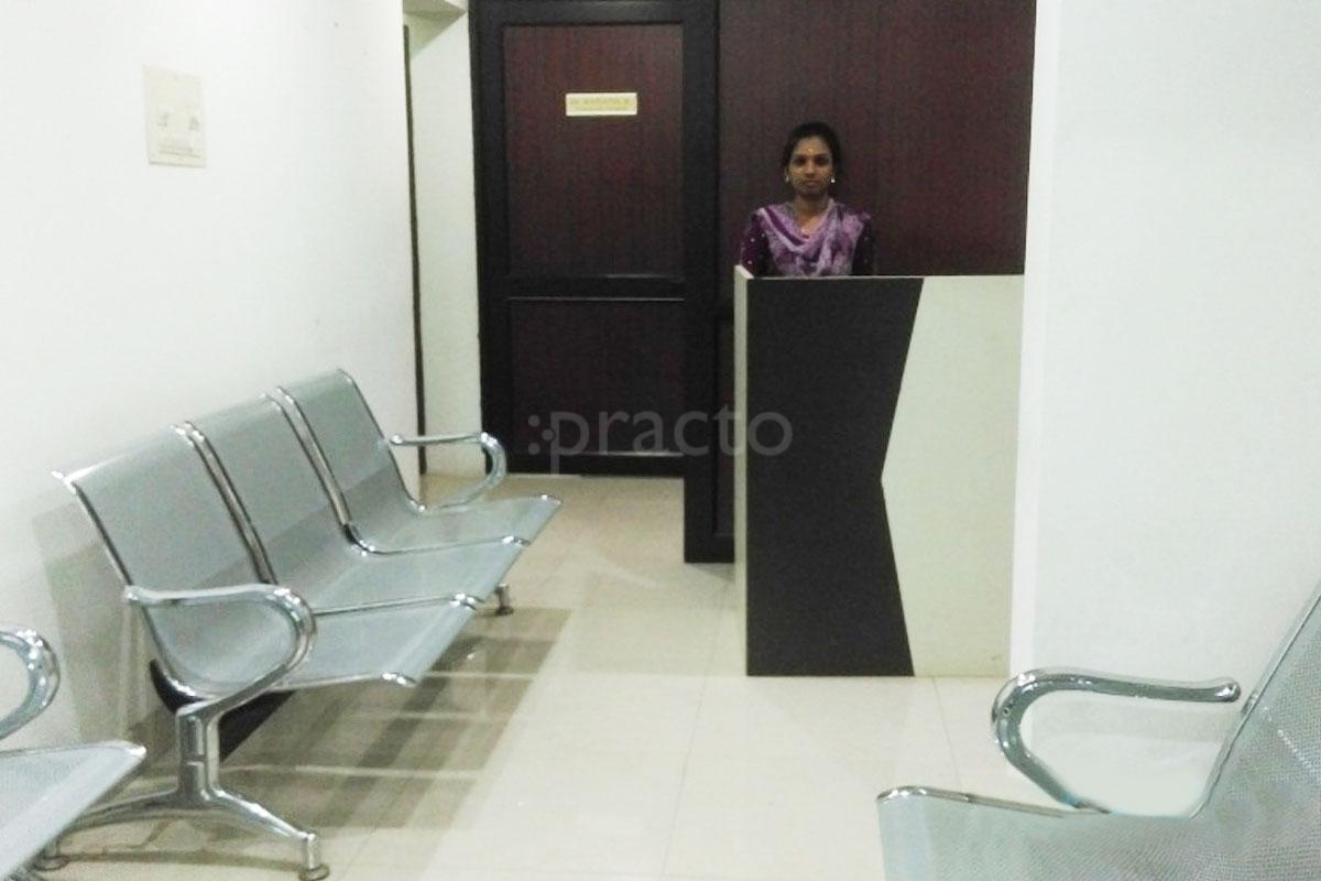 Reception at Medlife Clinic Chromepet Chennai