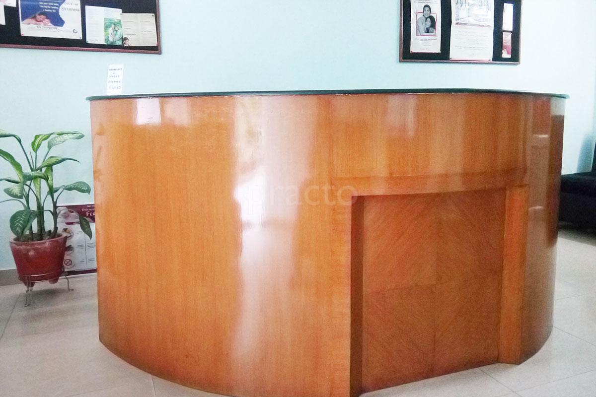 Reception at Medical & Gynae Clinic Surya Niketan Delhi