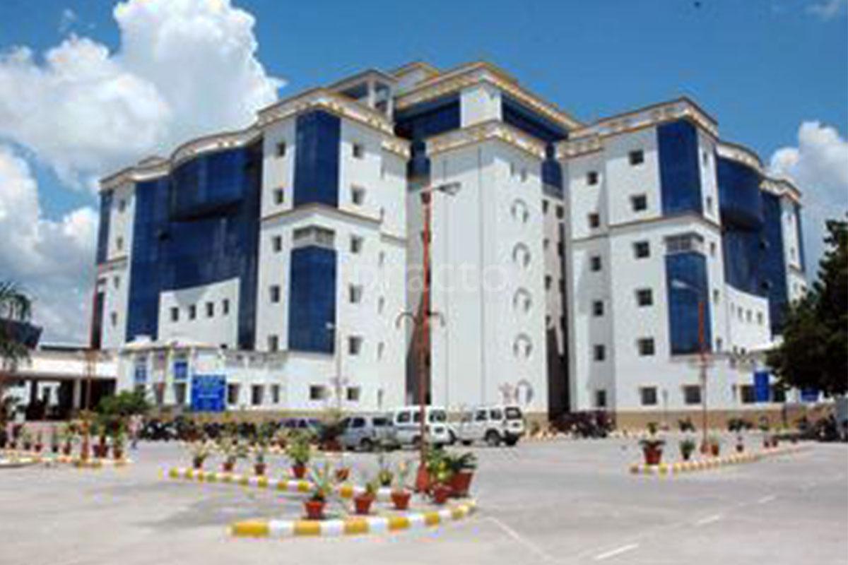 Entrance at Medical Oncology Gomtinagar Lucknow