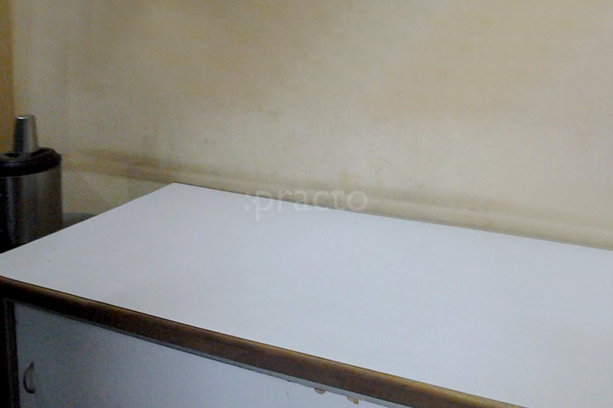 Waiting Area at Meet Clinic Ghodasar Ahmedabad